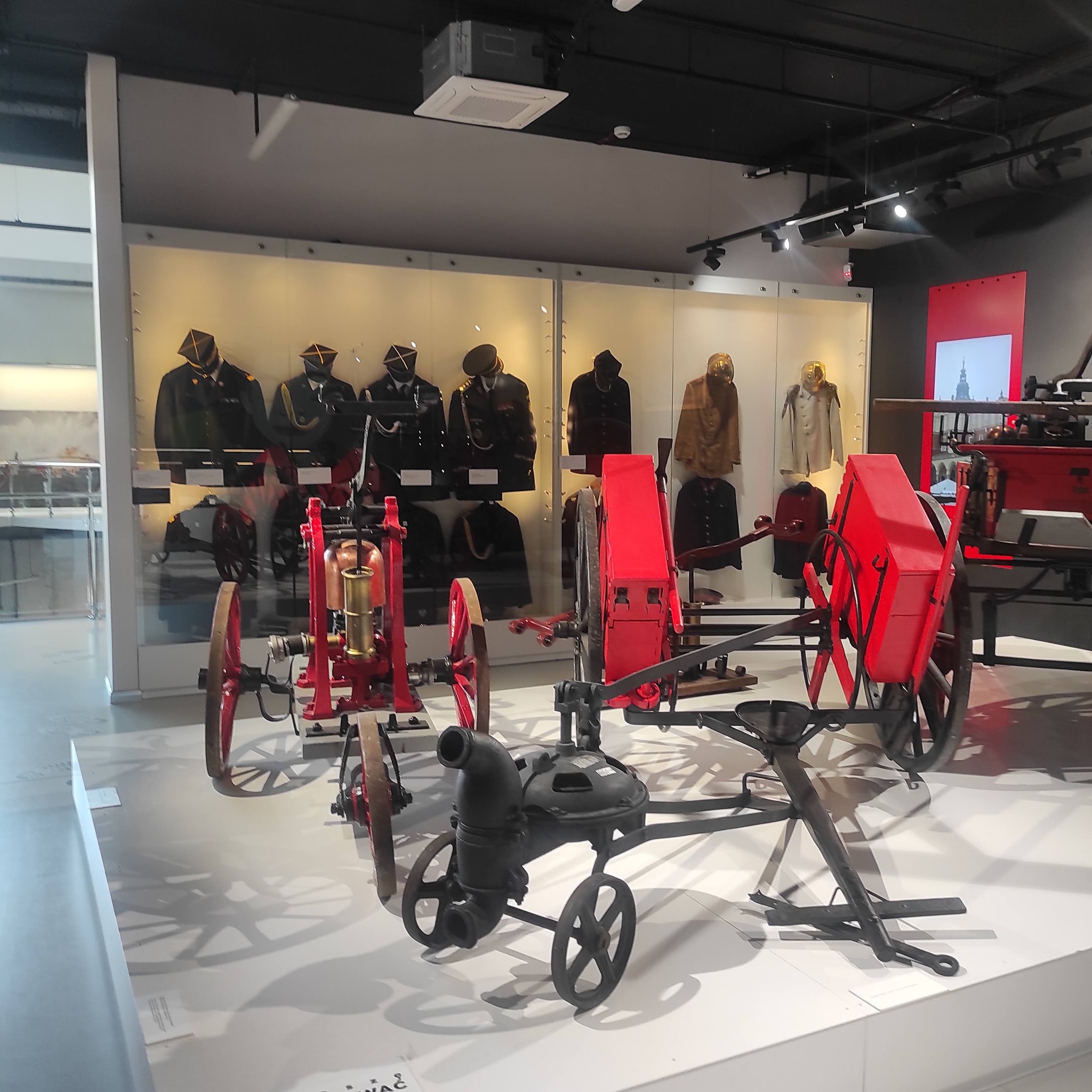 Wycieczka klas 1, 2a i 2b do Muzeum Pożarnictwa w Alwerni